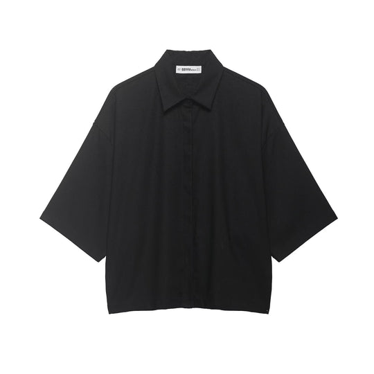 Damen Oversized-Bluse mit modernem Schnitt und praktischen Knopfdetails