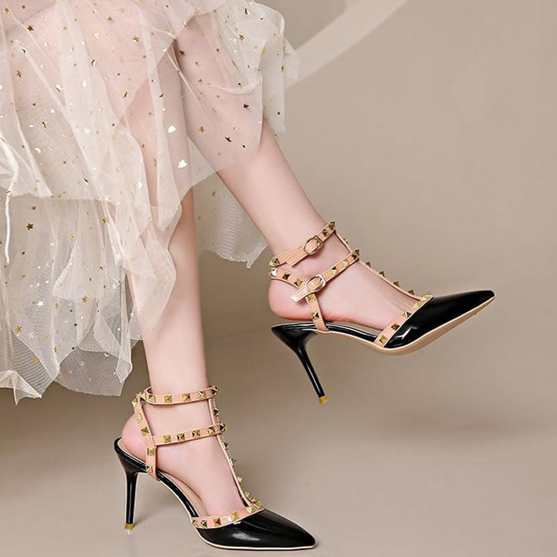 Damen Spitzen T-Strap Stiletto-Sandalette mit Pyramidnieten und verstellbarem Knöchelriemen Shop Nory