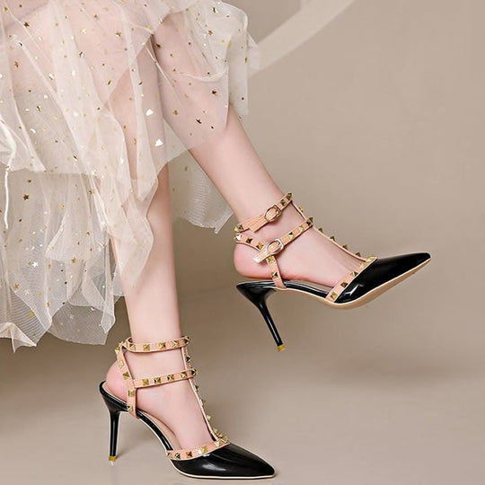 Damen Spitzen T-Strap Stiletto-Sandalette mit Pyramidnieten und verstellbarem Knöchelriemen Shop Nory
