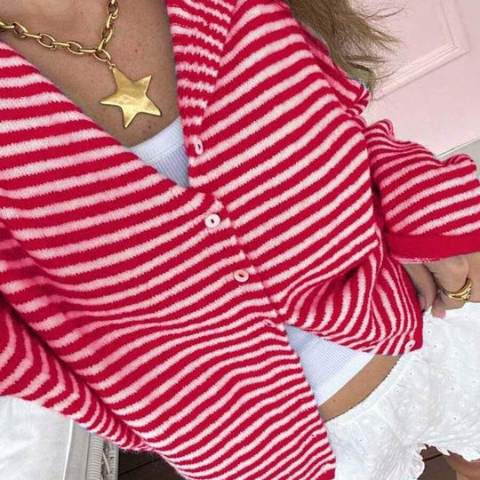 Damen Gestreifter Oversize Strickcardigan mit Knopfleiste und maritimem Look Shop Nory