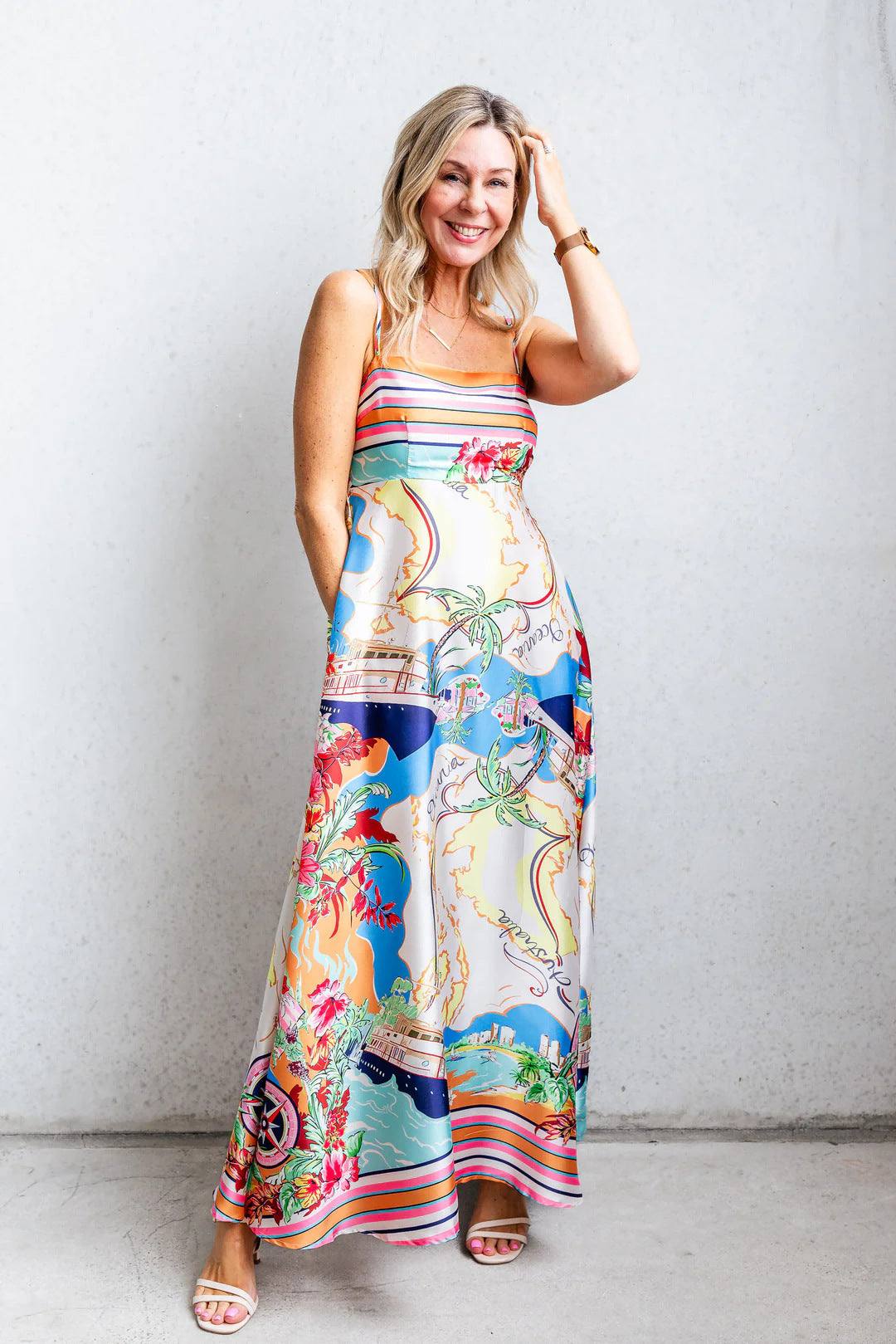 Damen Maxi-Kleid mit aufregendem Grafikdruck und verspieltem Design