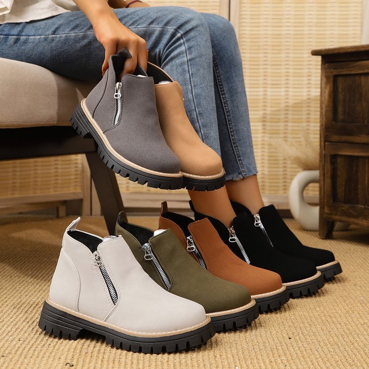 Damen Warme Chelsea-inspirierte Stiefelette mit seitlichem Reißverschluss und grober Profilsohle Shop Nory