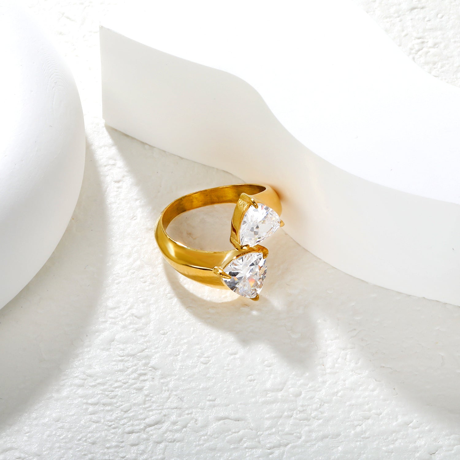 Damen Ring mit verstellbarem Design und funkelnden Zirkonsteinen Shop Nory