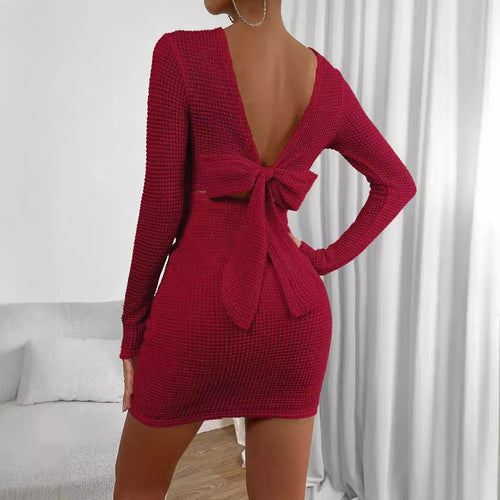 Damen figurbetontes Strickminikleid mit feiner Waffelstruktur und Rundhalsausschnitt Shop Nory