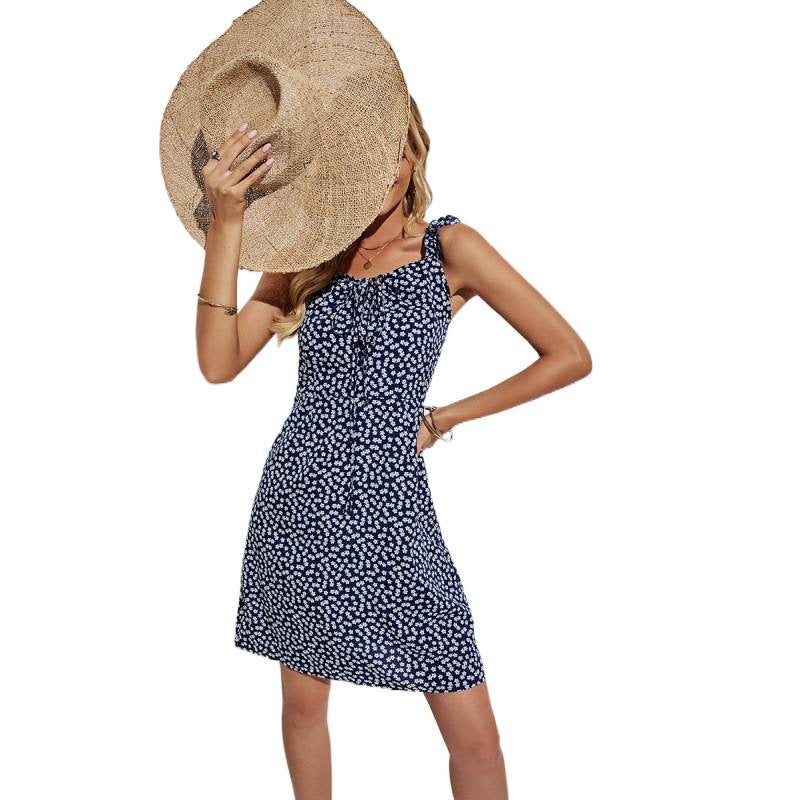 Damen Sommerkleid mit verstellbaren Spaghetti-Trägern und verspieltem Blumenmuster