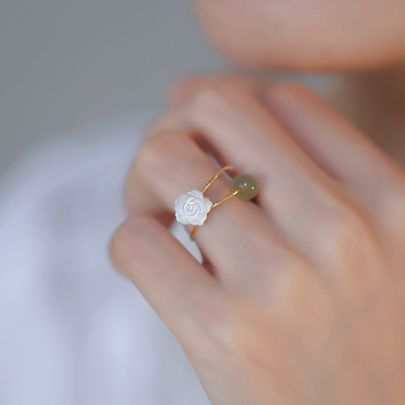 Damen Offener Ring mit filigranem Rosen-Design und eleganter Steinverzierung Shop Nory