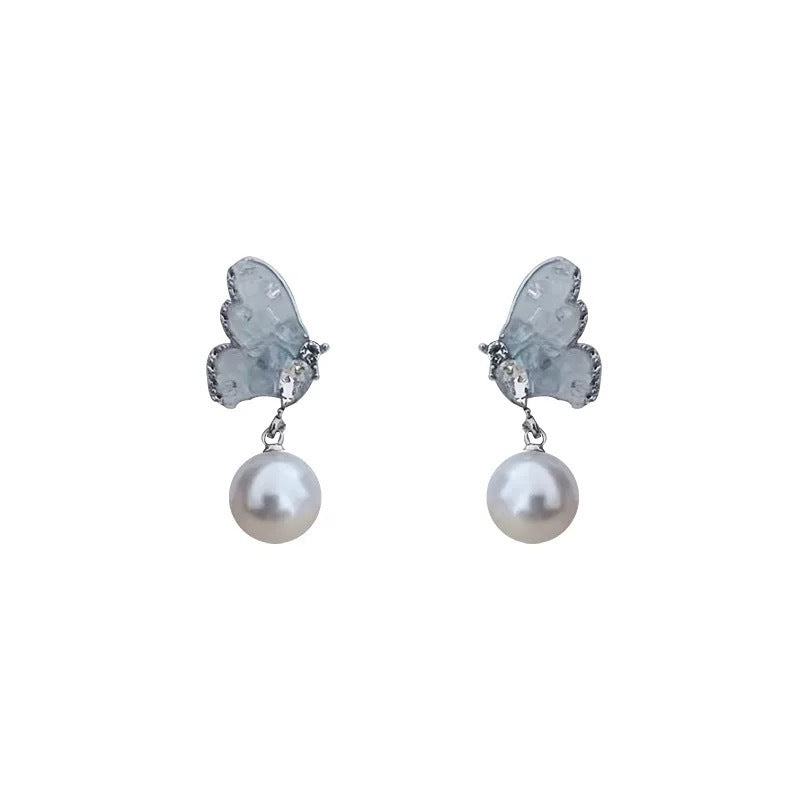 Damen Ohrstecker mit kunstvollem Schmetterlingsdesign und luxuriösen Perlenanhängern Shop Nory