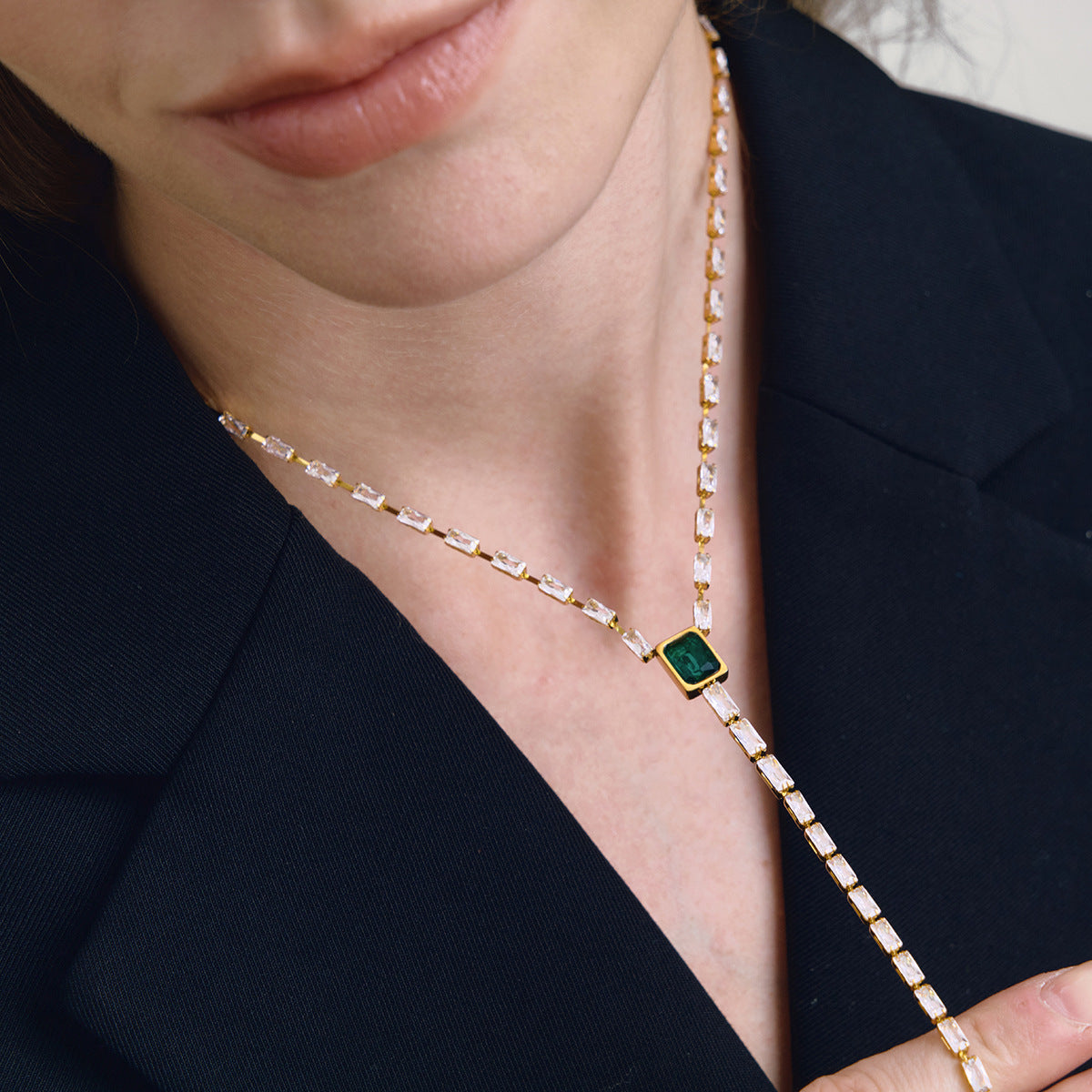 Damen elegante Y-Halskette mit verlängerbarem Anhänger und hypoallergener Verarbeitung Shop Nory
