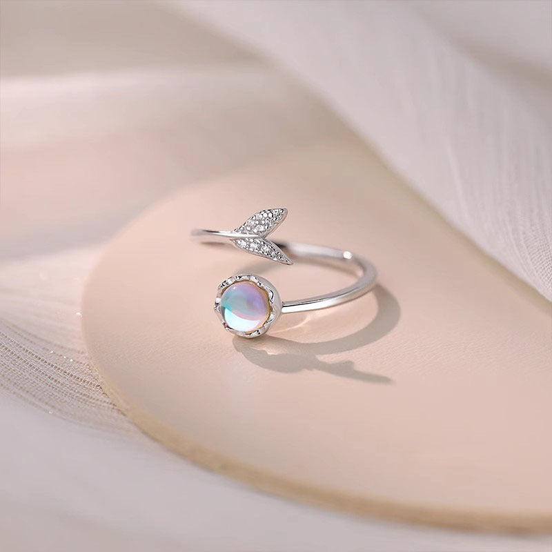 Damen Eleganter Ring mit floralem Design und funkelnden Zirkonia Shop Nory