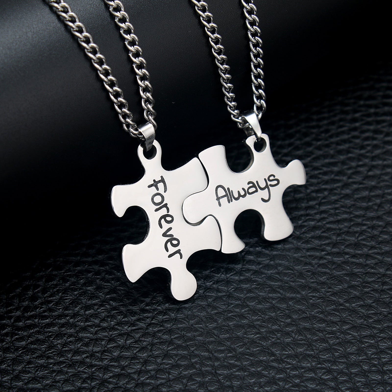 Damen Paar-Halsketten im Puzzle-Design mit gravierten Botschaften Shop Nory
