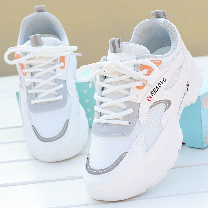Damen Sportliche Lifestyle Sneakers mit trendigen Designelementen