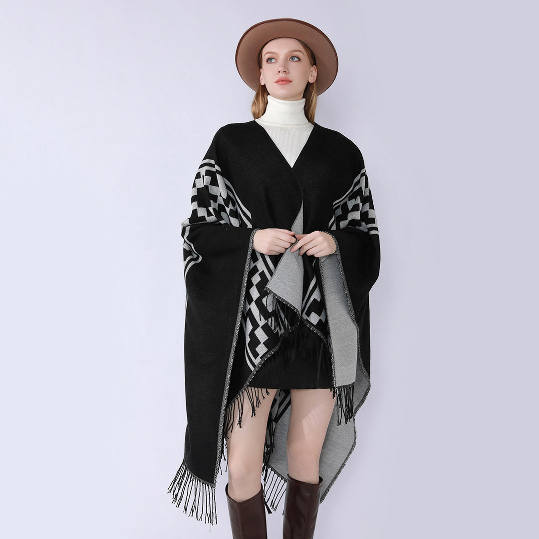 Damen Oversize-Cape mit geometrischem Jacquard, Fransensaum und Wendefunktion Shop Nory