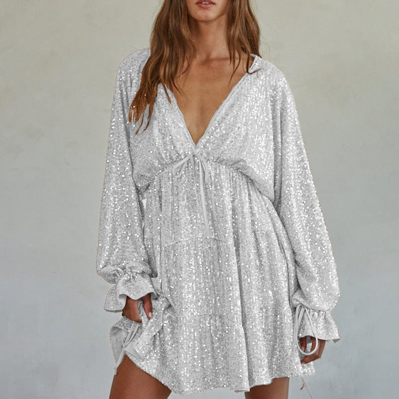 Damen Funkelndes Festkleid mit V-Ausschnitt und Rüschendetails