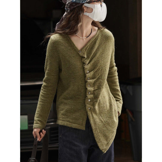 Damen Asymmetrische Mohair-Optik Strickjacke mit versetzter Knopfleiste und spitzem Saum Shop Nory