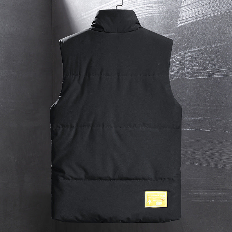 Herren Isolierte Outdoorweste mit hohem Stehkragen, Multifunktionstaschen und markanten Webbändern Shop Nory