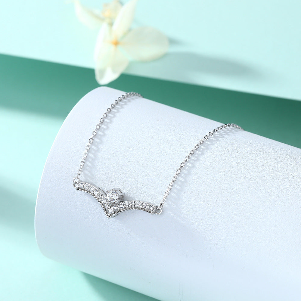 Damen Halskette mit funkelndem Zirkonia-Besatz und elegantem Design Shop Nory