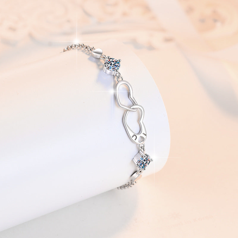 Damenarmband mit elegantem Herzdesign und funkelnden Zirkonia Shop Nory
