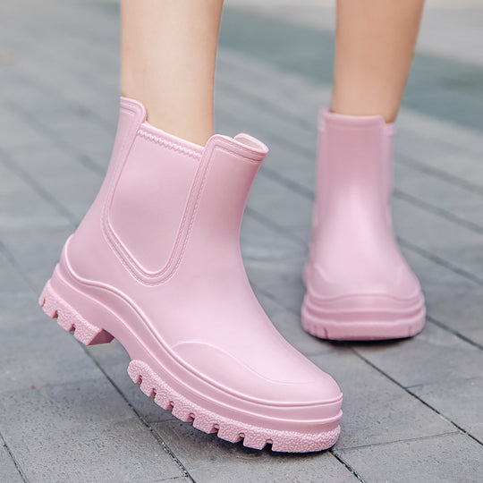 Damen Kurzschaftige Gummi-Regenstiefelette mit gepolstertem Ringbund und profilierter Plateau-Laufsohle Shop Nory