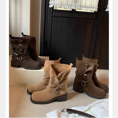 Damen Veloursleder-Bikerstiefel mit Schnallen und mittlerem Blockabsatz Shop Nory