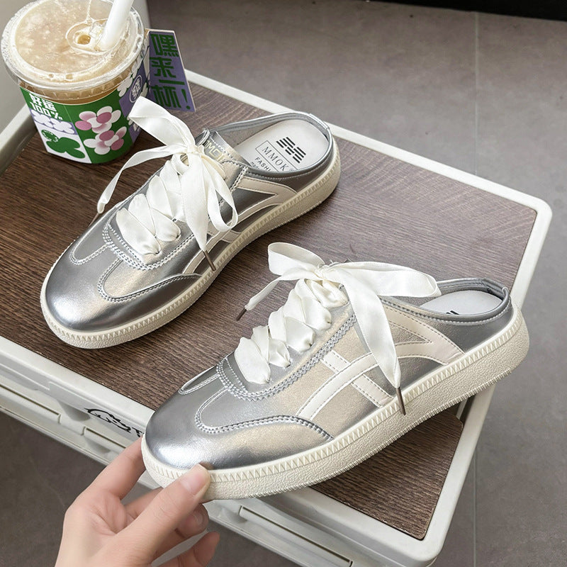 Damen Satin-Schnürpantoffel Mule-Sneaker mit offener Fersenpartie und Metallic-Optik Shop Nory