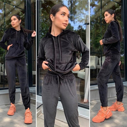 Damen Samt-Loungewear-Set mit kurz geschnittener Kapuzenjacke und Kordelzug-Jogginghose Shop Nory