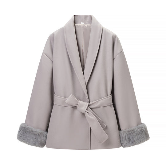 Damen Wickel-Mantel mit Bindegürtel und Fellbesatz an den Ärmeln Shop Nory
