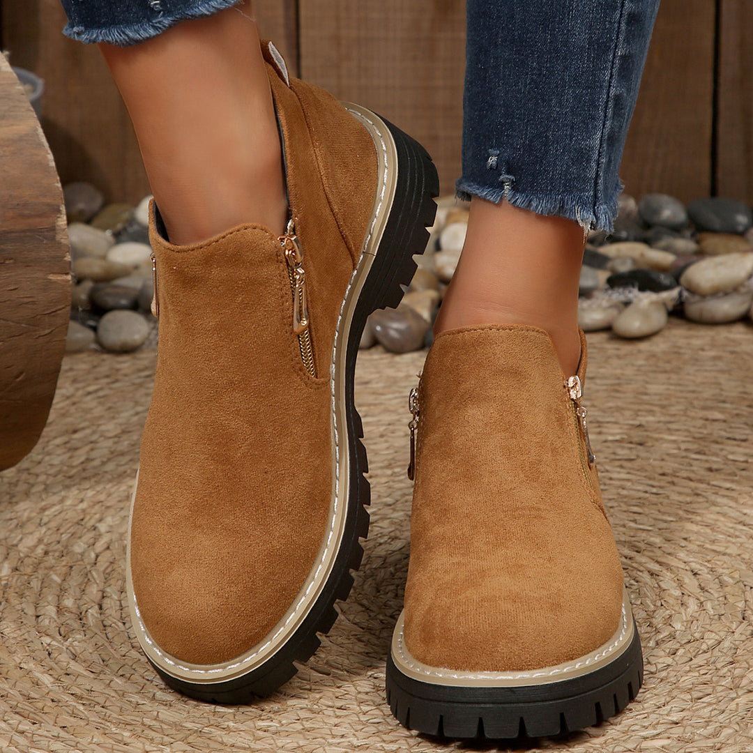 Damen Ankle-Boots mit Profilsohle, seitlichem Reißverschluss und gepolstertem Komfortschaft Shop Nory