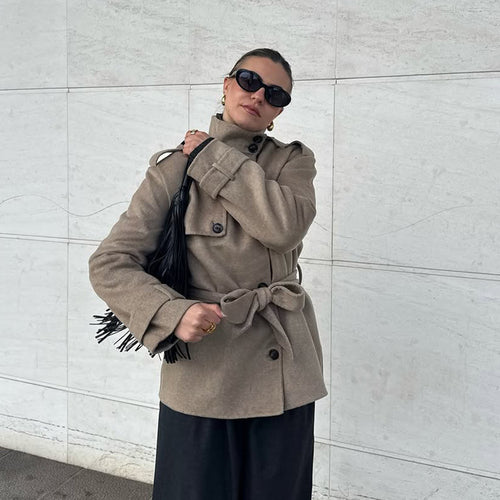 Damen Kurz-Mantel im Trench-Stil mit Bindegürtel und Stehkragen Shop Nory