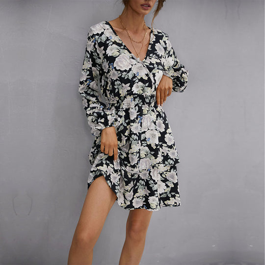 Damen Florales Minikleid mit Wickeloberteil, Smok-Taillenband und Stufenrock Shop Nory