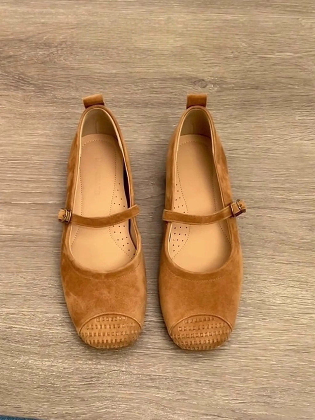 Damen bequeme Mary Jane Ballerinas mit ergonomischem Fußbett und dekorativen Schnallen Shopnory