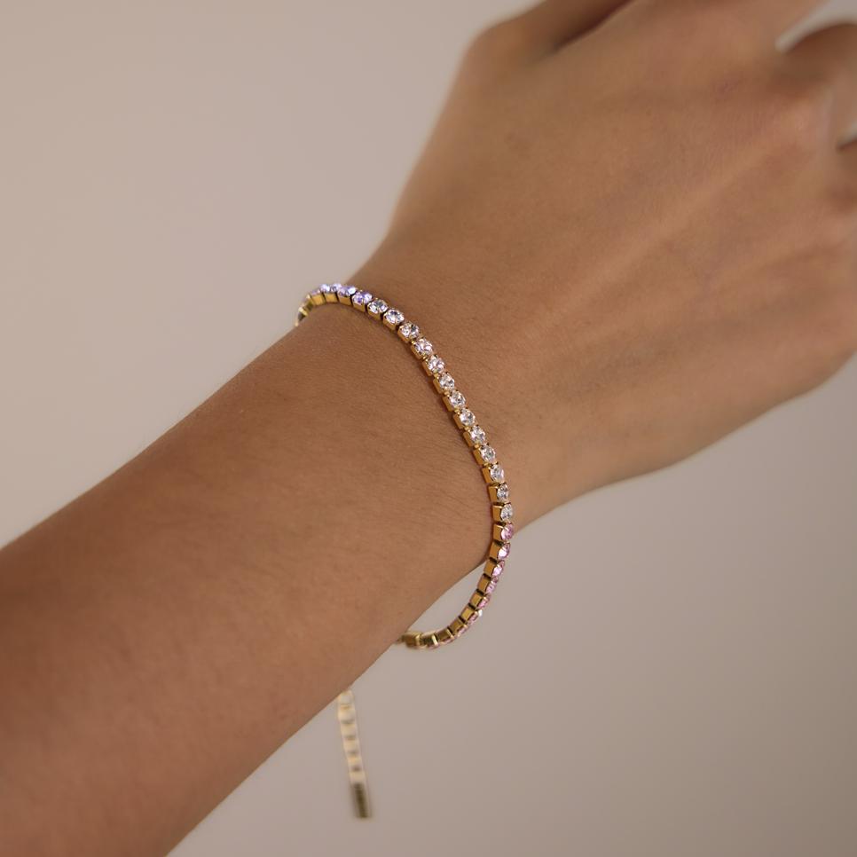 Damen Armband mit funkelnden Zirkonia-Steinen und hypoallergenem Edelstahl Shop Nory