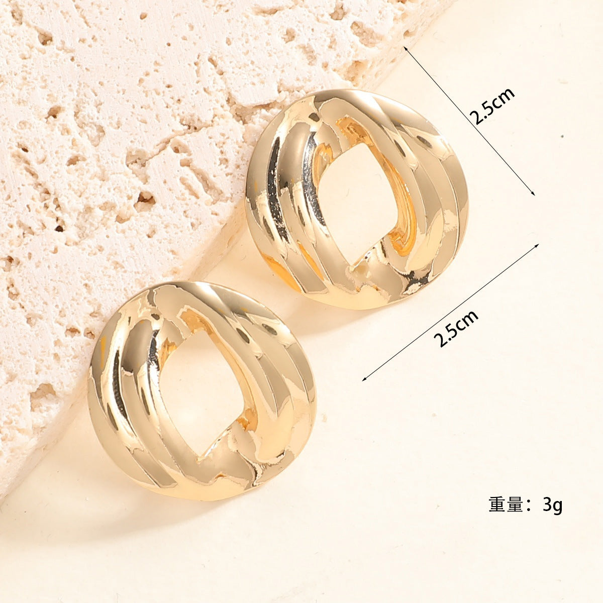 Damen Ohrringe mit modernem, skulpturalem Design Shop Nory