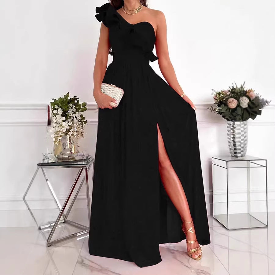 Damen Maxikleid mit asymmetrischem Schnitt und voluminösem Rüschendetail