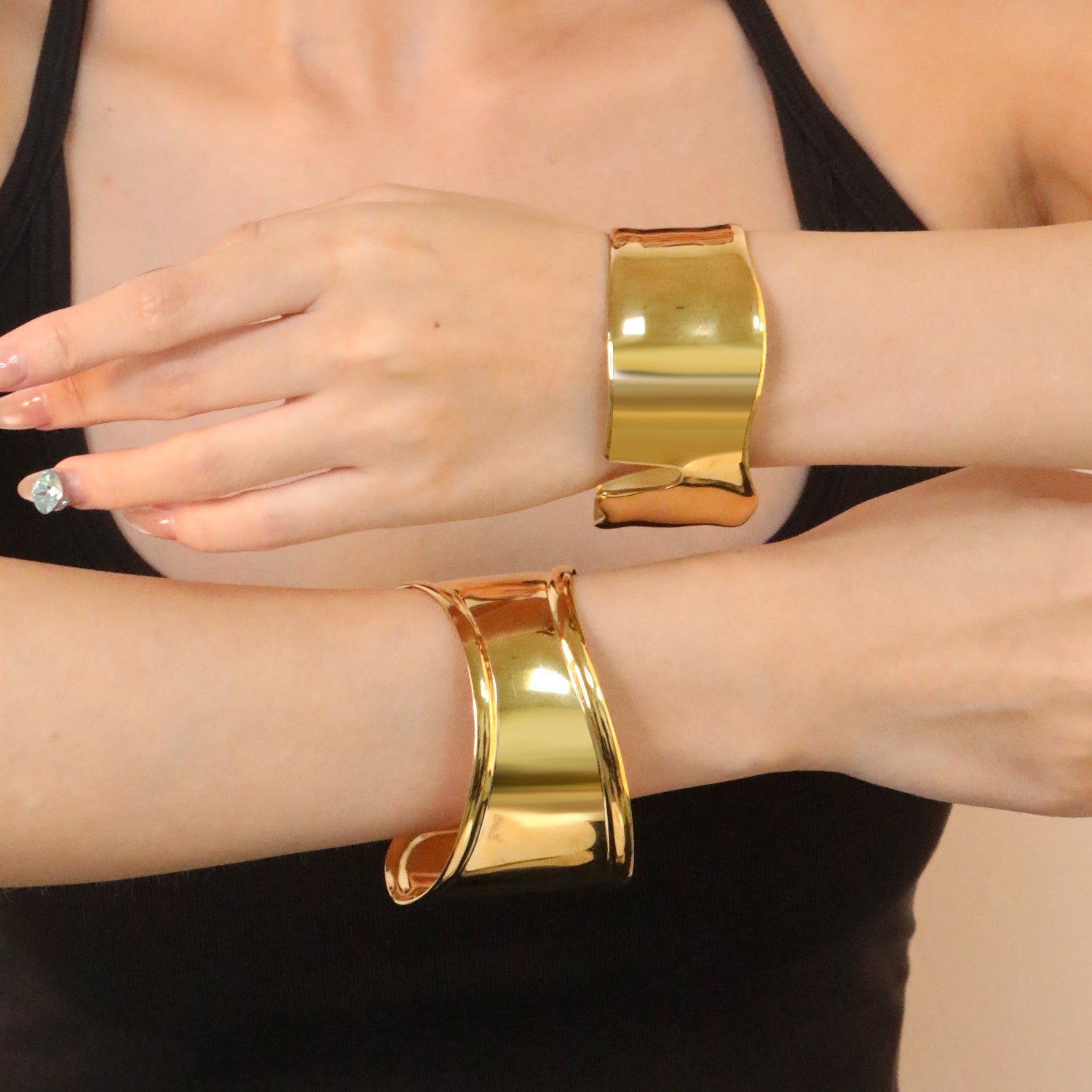 Damen Offener Armreif aus hochwertigem Edelstahl und modernem Design Shop Nory