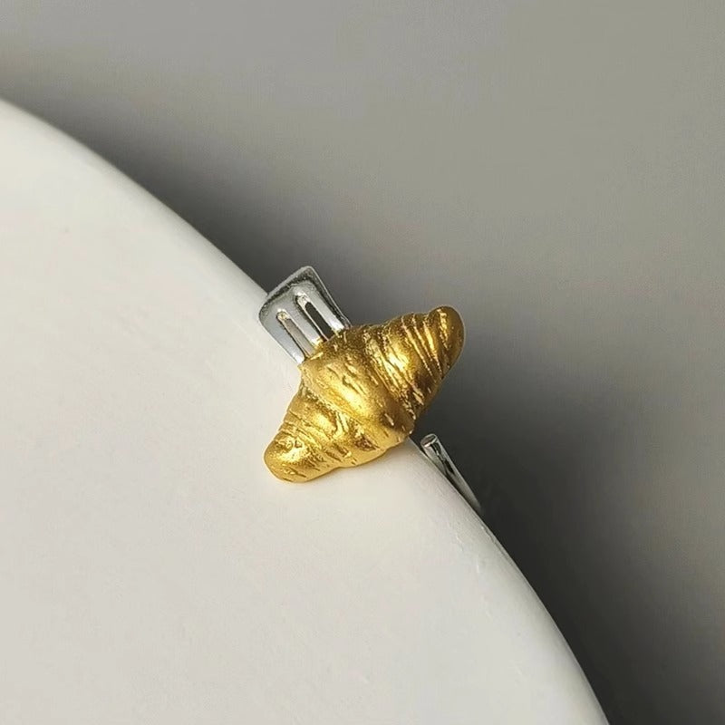 Damenring im Croissant-Design mit polierter Silberfassung Shop Nory