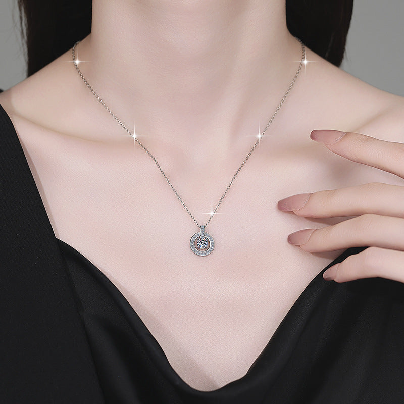 Damen Halskette mit funkelndem Kristall-Anhänger und stilvollem Design Shop Nory
