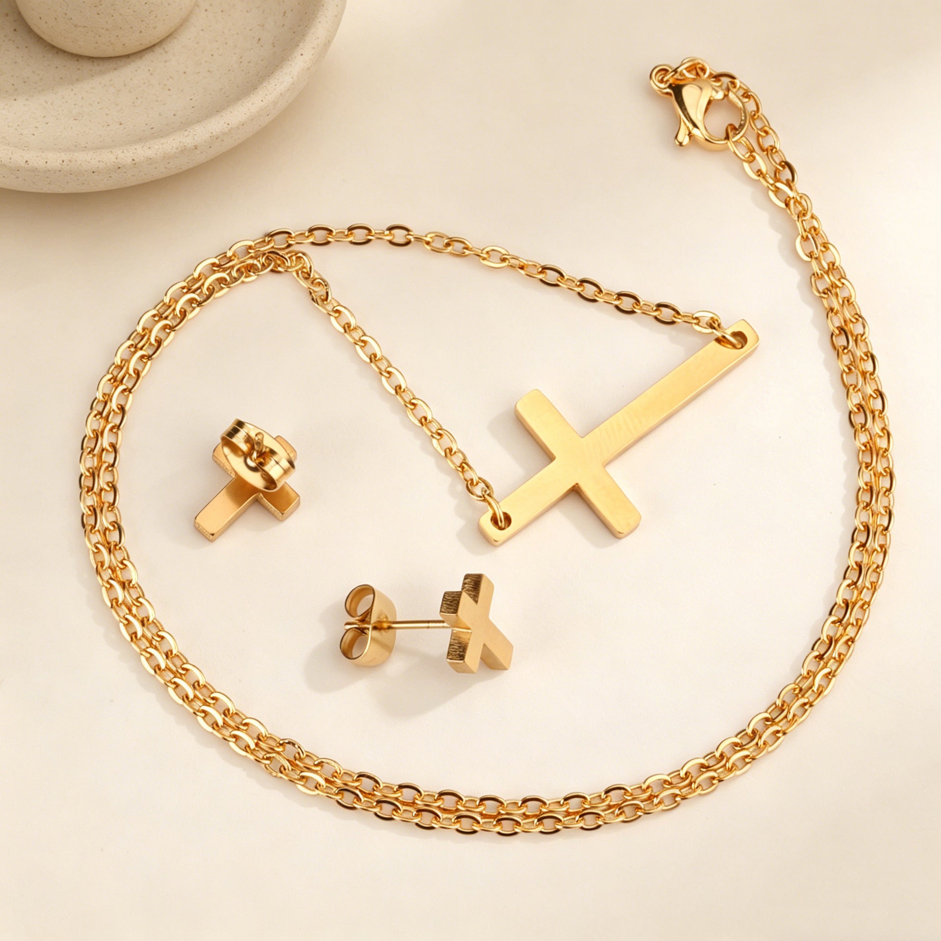 Damen Edelstahl Kreuz Schmuckset mit eleganter Halskette und passenden Ohrsteckern Shop Nory