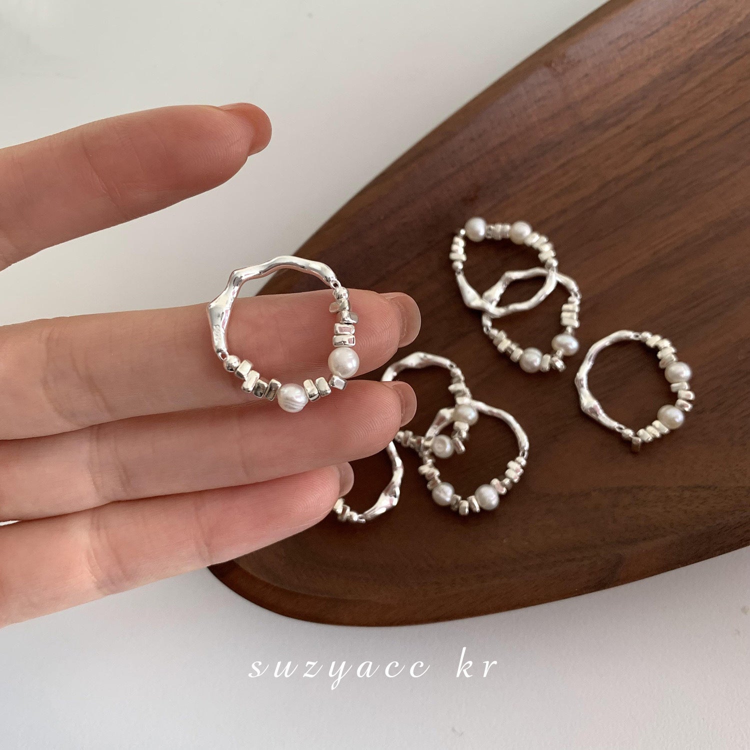 Damen Warenring mit Perlen und strukturiertem Design Shop Nory