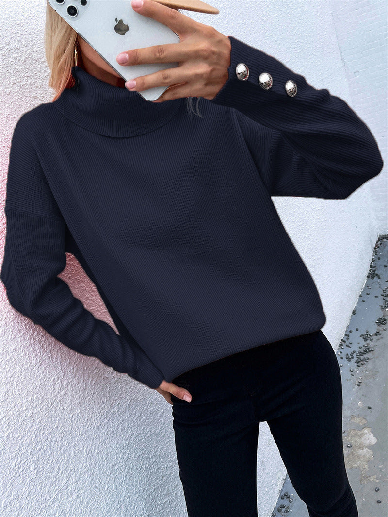 Damen Gerippter Rollkragenpullover mit Oversize-Schnitt und Zierknopfmanschetten Shop Nory