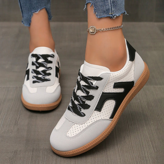 Damen Retro-Sneaker mit Gummisohle, leichtem Textilfutter und Komfortfußbett Shop Nory