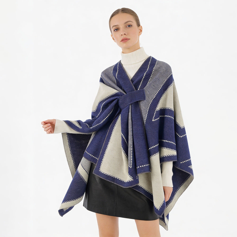 Damen Reversibler Wollmix-Poncho mit grafischem Jacquardmuster und Taillengürtel Shop Nory