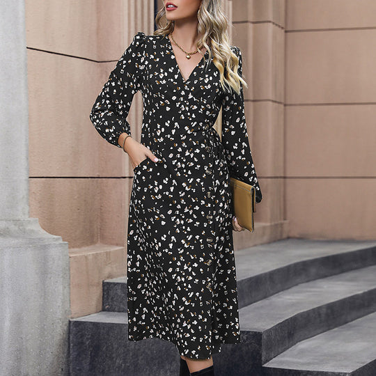 Damen Wickel-Midikleid mit Taillierung und V-Ausschnitt Shop Nory