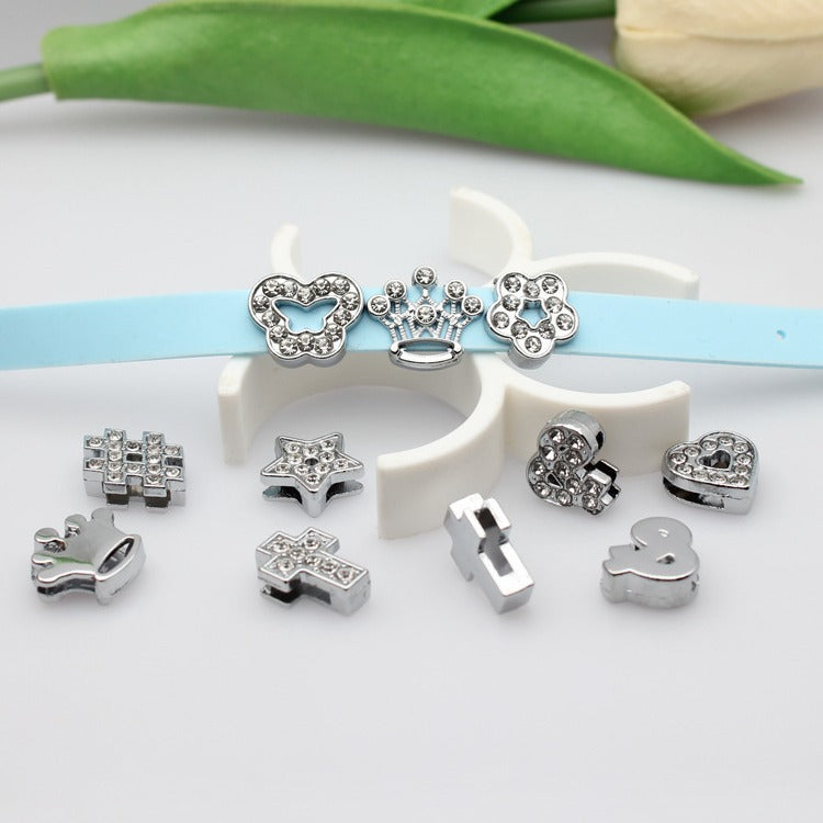 Filigraner Kreuzanhänger mit Kristallbesatz Für Armband und Kette