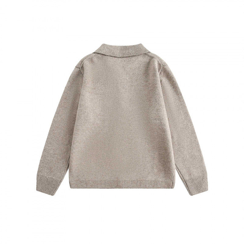 Unisex Boxy Strickcardigan mit Hemdkragen und durchgehender Knopfleiste Shop Nory