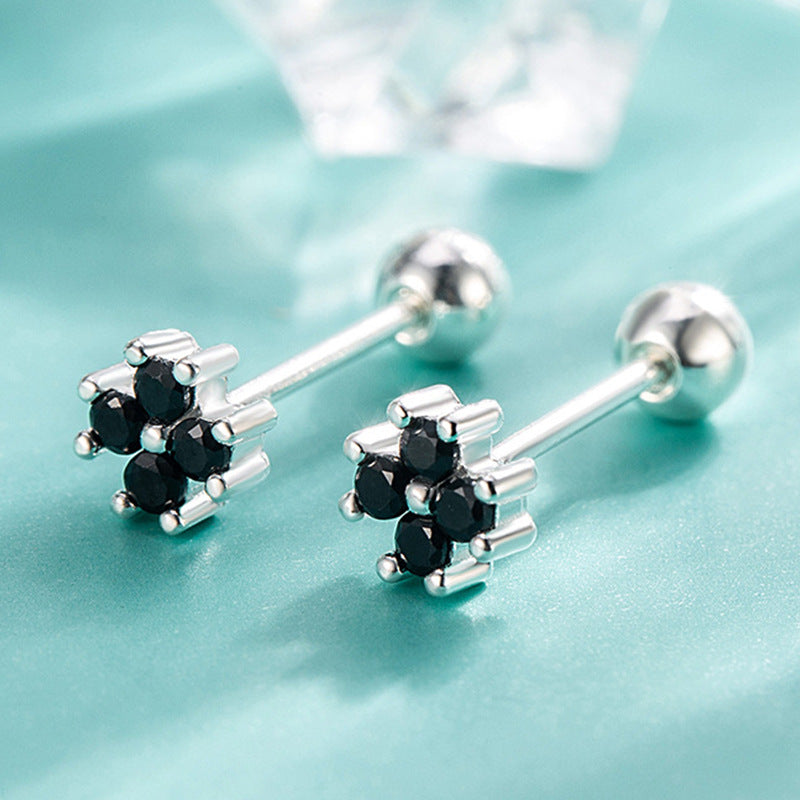 Damen Ohrstecker mit floralen Akzenten und funkelnden Zirkonia Shop Nory