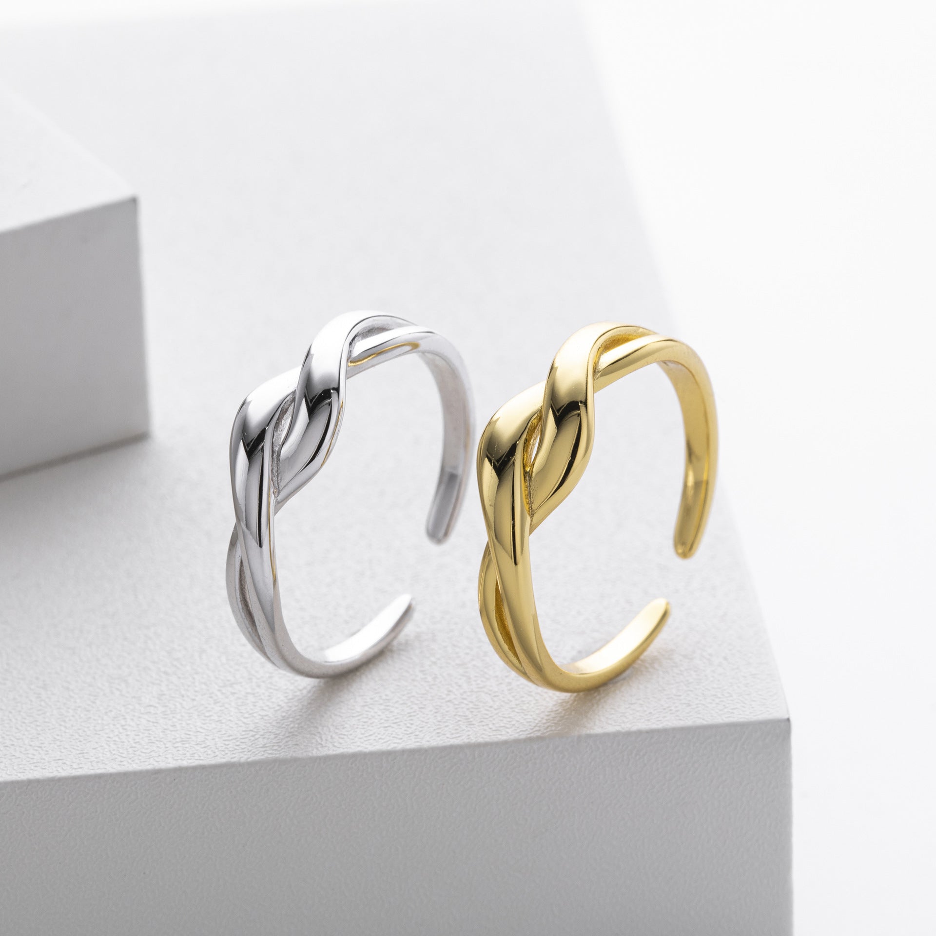 Damen Offener Ring mit elegantem gewundenem Design aus 925 Sterling Silber Shop Nory