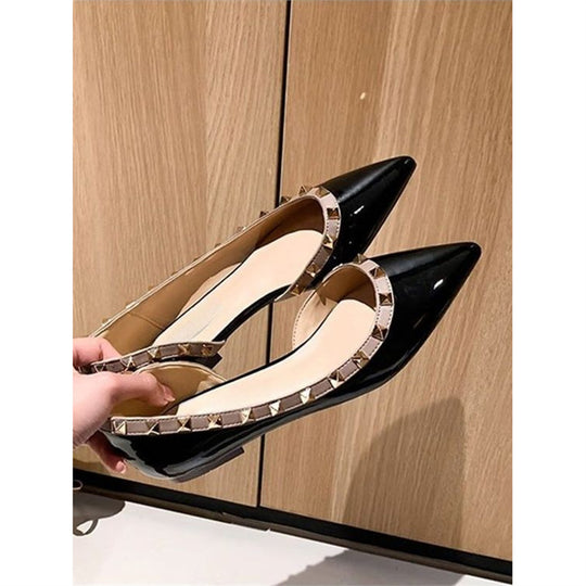 Damen Spitz zulaufende Lackballerinas mit Nietenrand und ergonomischem Komfortfußbett Shop Nory