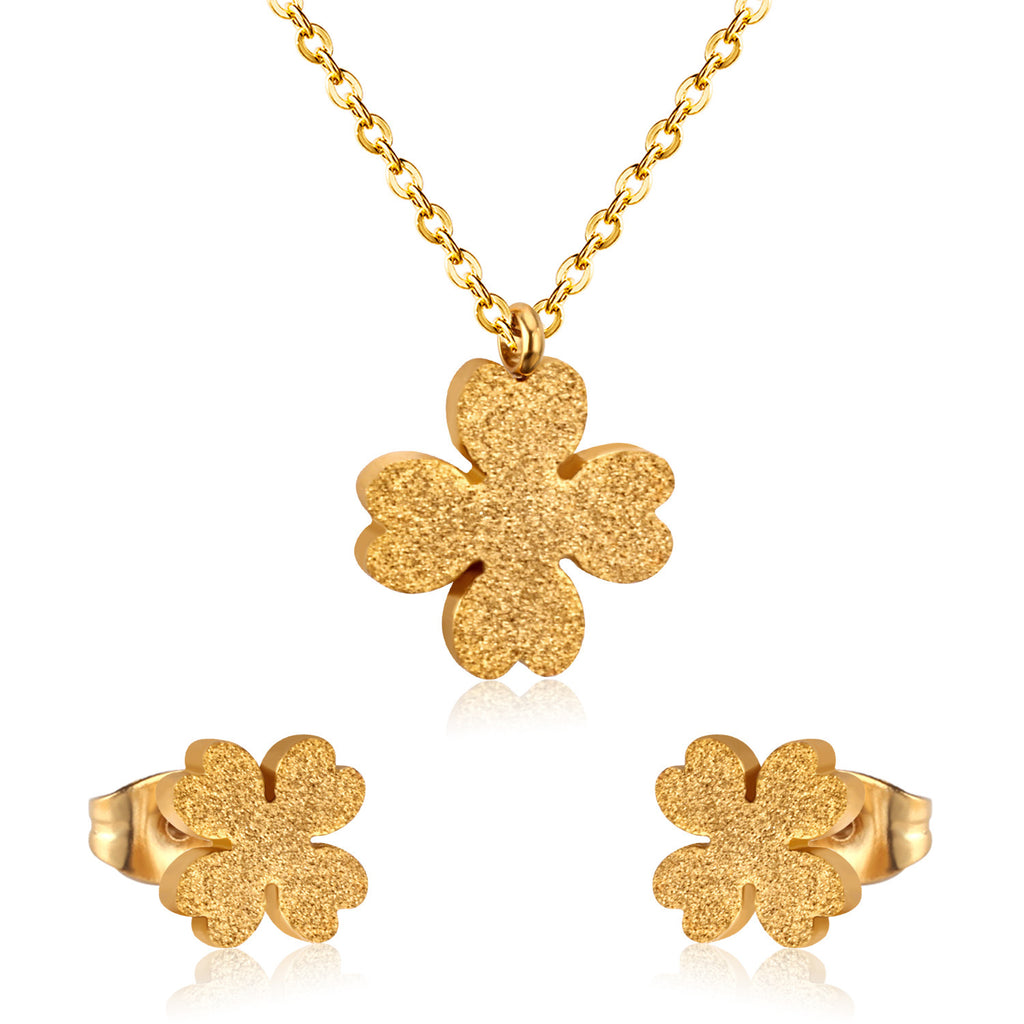 Damen Schmuckset mit funkelnden Blumenanhängern Shop Nory