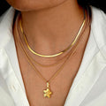 Damen Halsketten-Set mit feinen Goldketten und filigranem Blumenanhänger Shop Nory