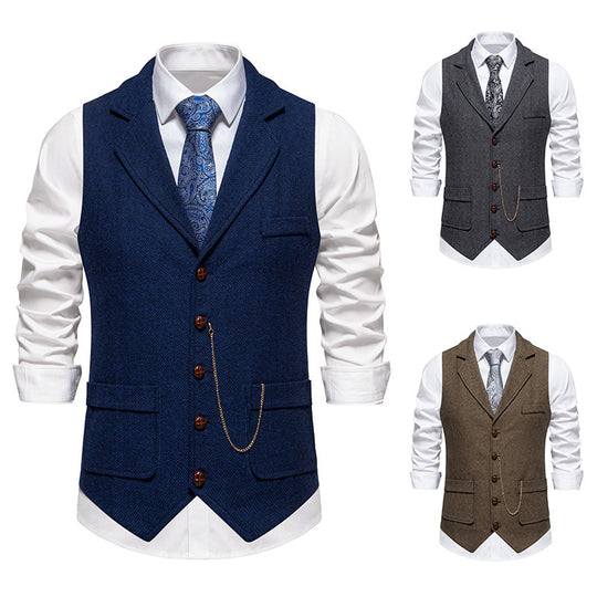 Herren Taillierte Anzugweste mit Schalkragen‑Optik, Pattentaschen und dekorativer Uhrenkette Shop Nory